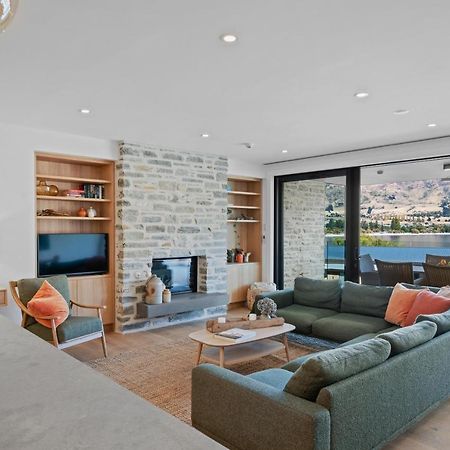 Winona Of Wanaka - Luxury Lakefront Apartment Luaran gambar