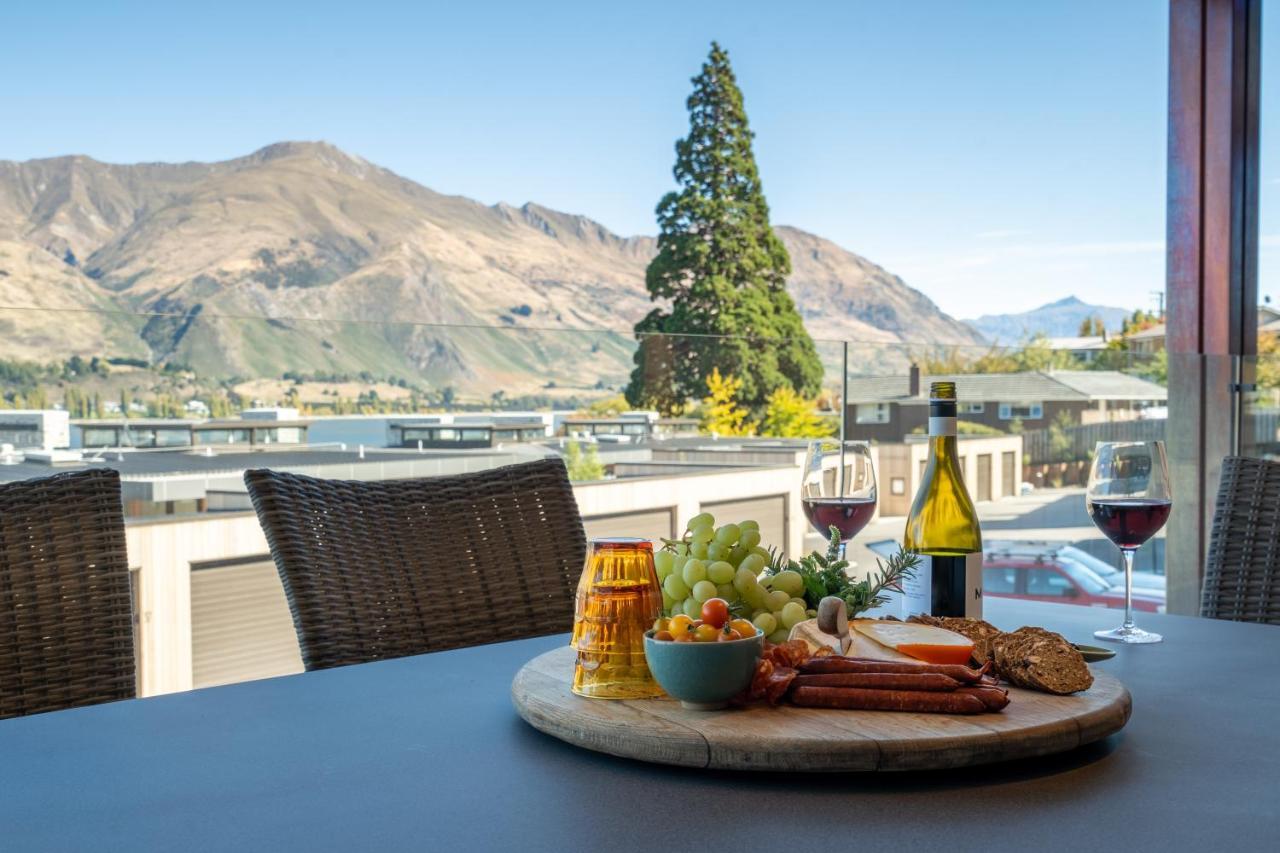 Winona Of Wanaka - Luxury Lakefront Apartment Luaran gambar