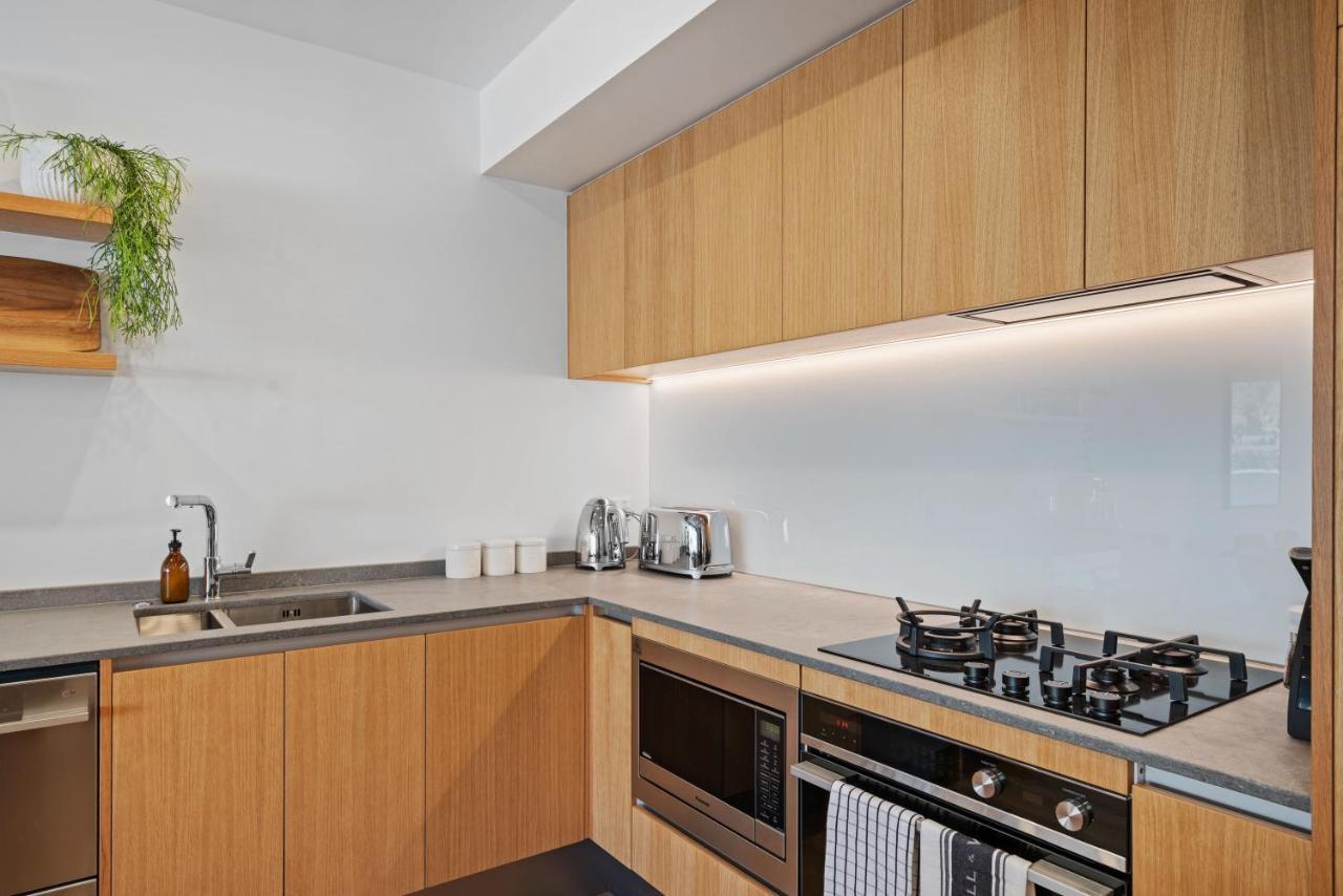 Winona Of Wanaka - Luxury Lakefront Apartment Luaran gambar