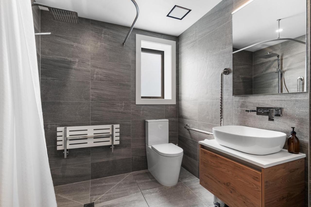 Winona Of Wanaka - Luxury Lakefront Apartment Luaran gambar